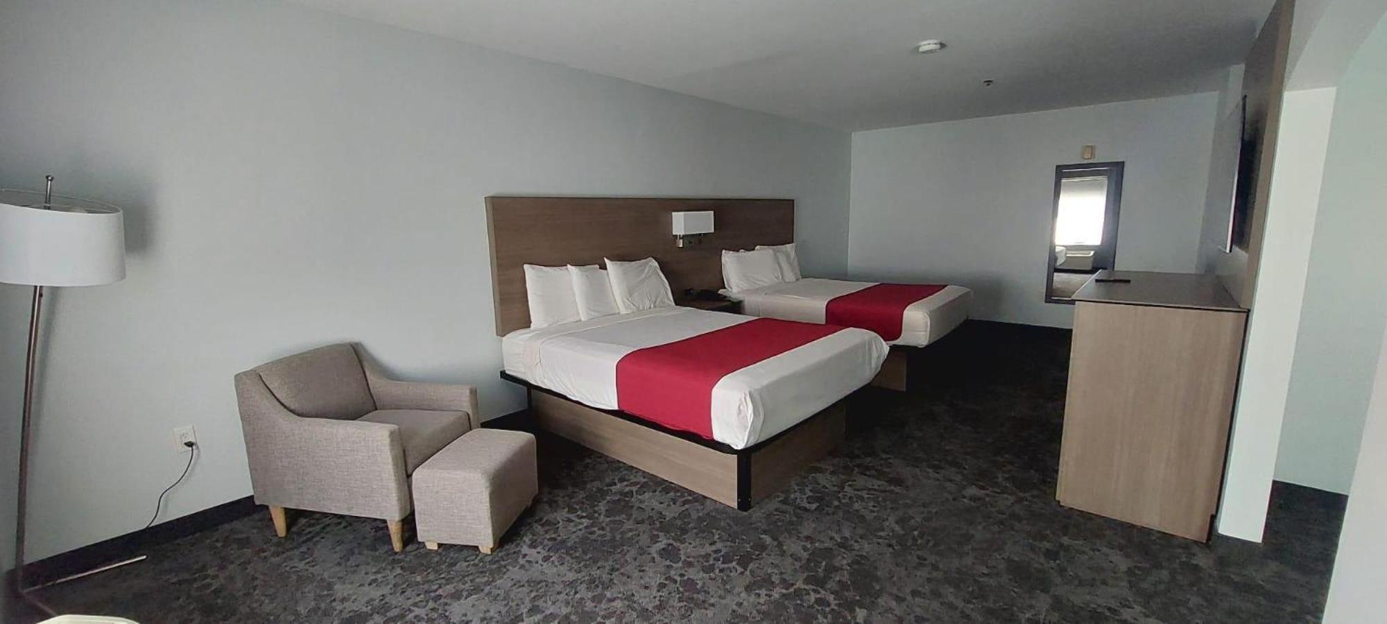 Manchester Inn & Suites Bagian luar foto